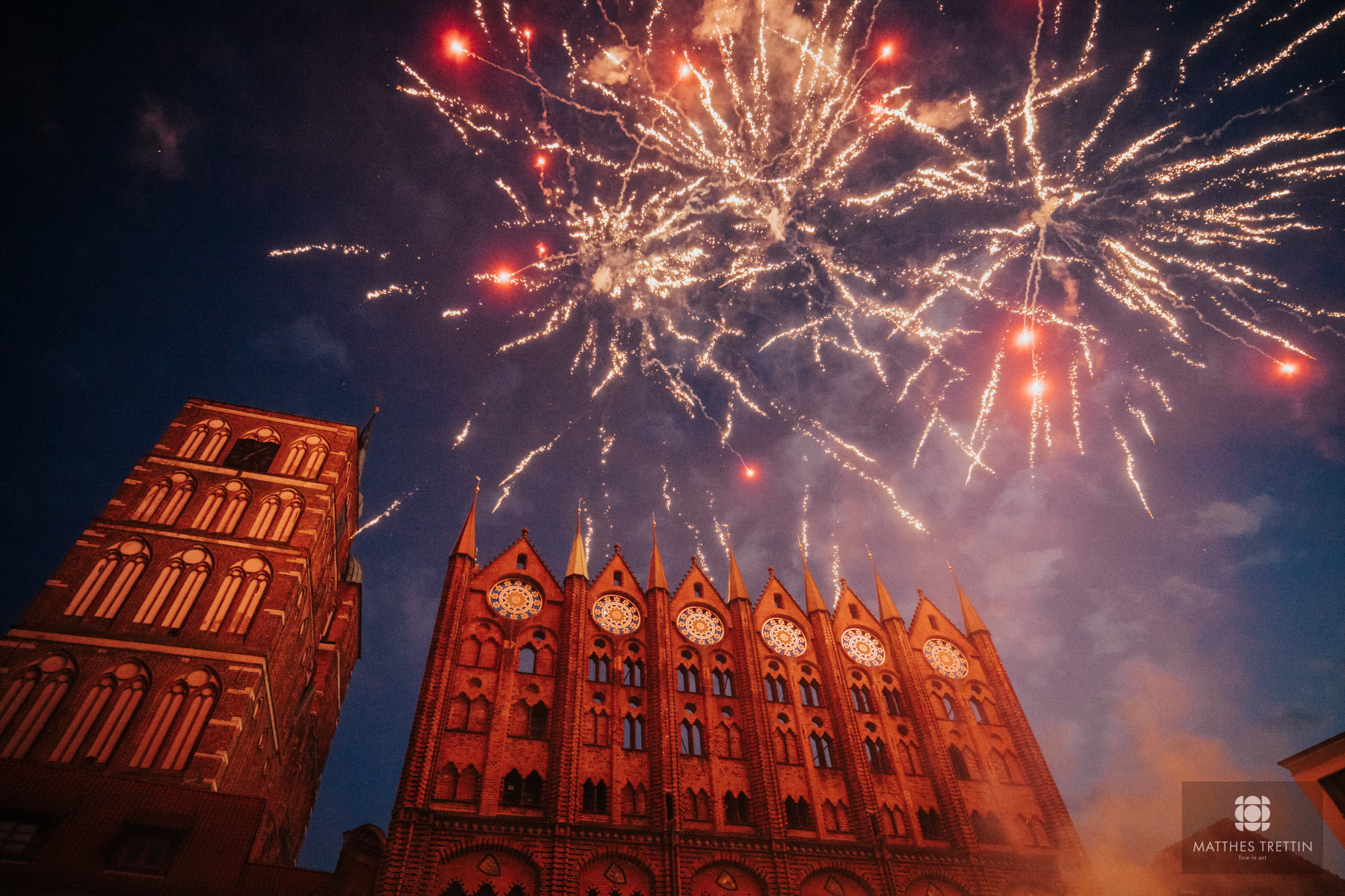 Feuerwerk vor dem Stralsunder Rathaus